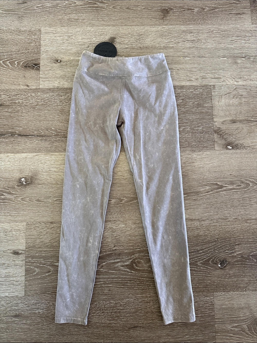 New with tags Tiny Whales Peace Keeper Leggings Mineral Coal, size 7